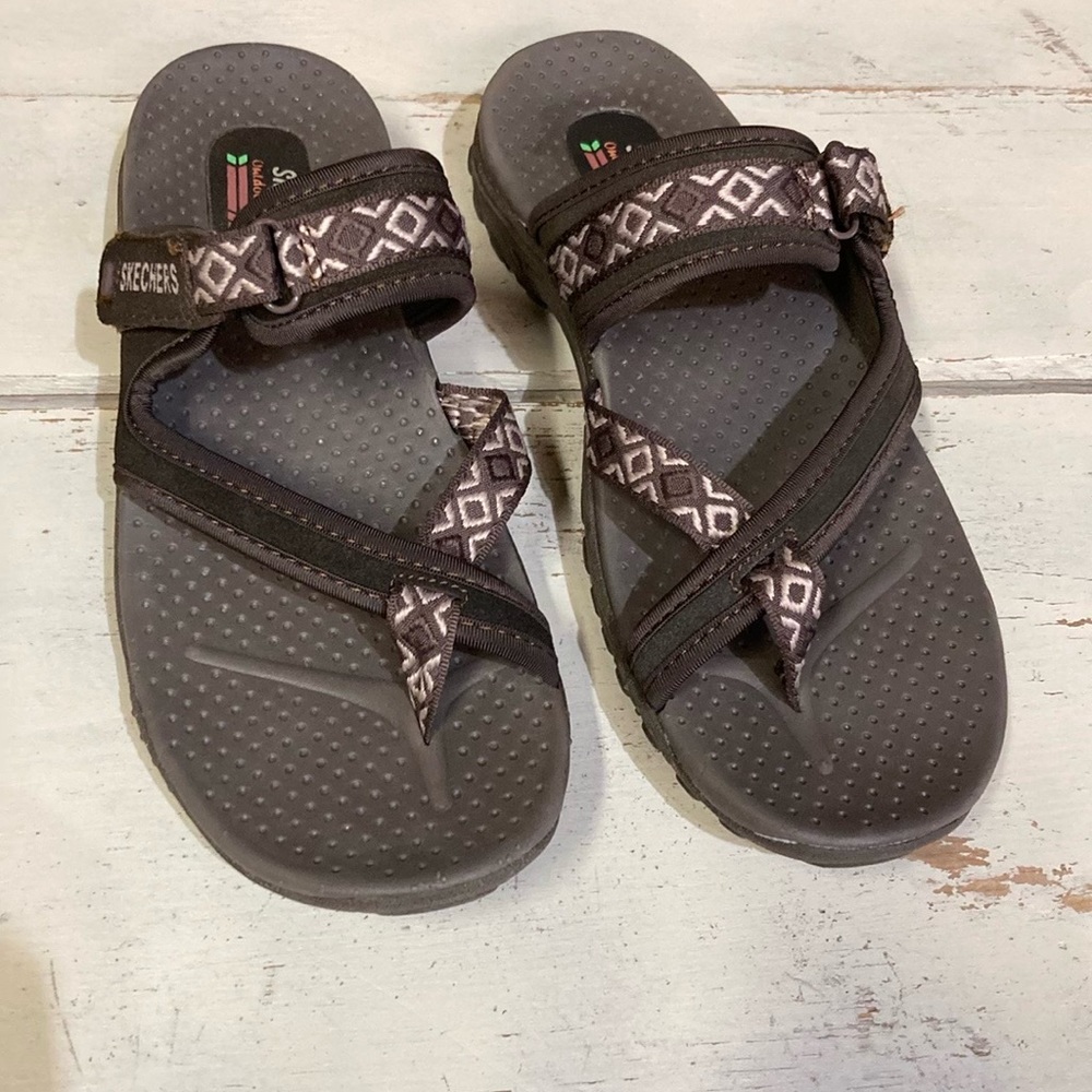 Ladies Skechers Sandals